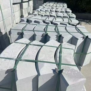 雅安 芝麻灰弧形路沿石