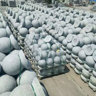 雅安 花岗岩实心圆球，石球，挡车球，挡车石，车止石，路障石。