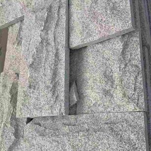 雅安 芝麻白自然面花岗岩成品板