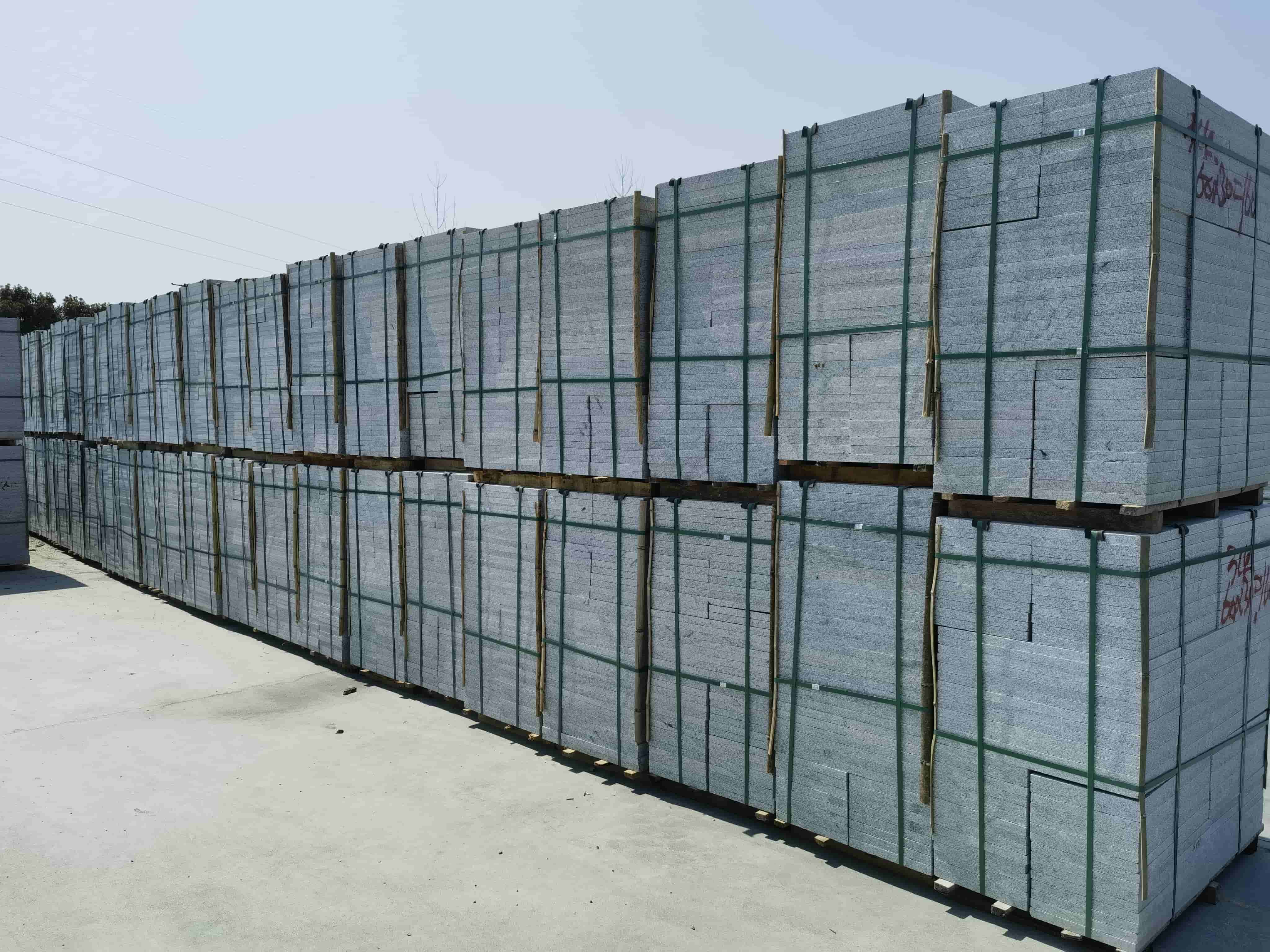 雅安芝麻白火烧300*600处理价：3公分23元，5公分28元