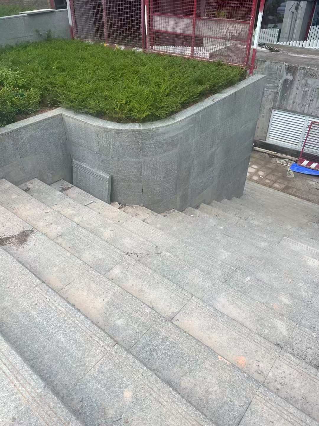 雅安 芝麻黑火烧面铺装案例