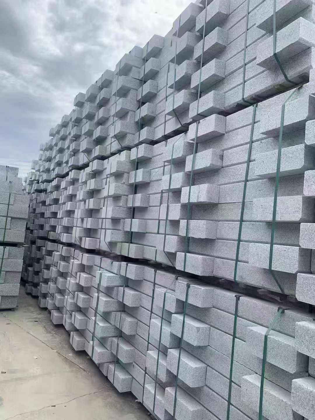 雅安 芝麻灰侧石