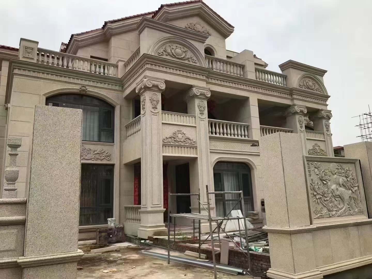 雅安黄金麻别墅外墙安装效果