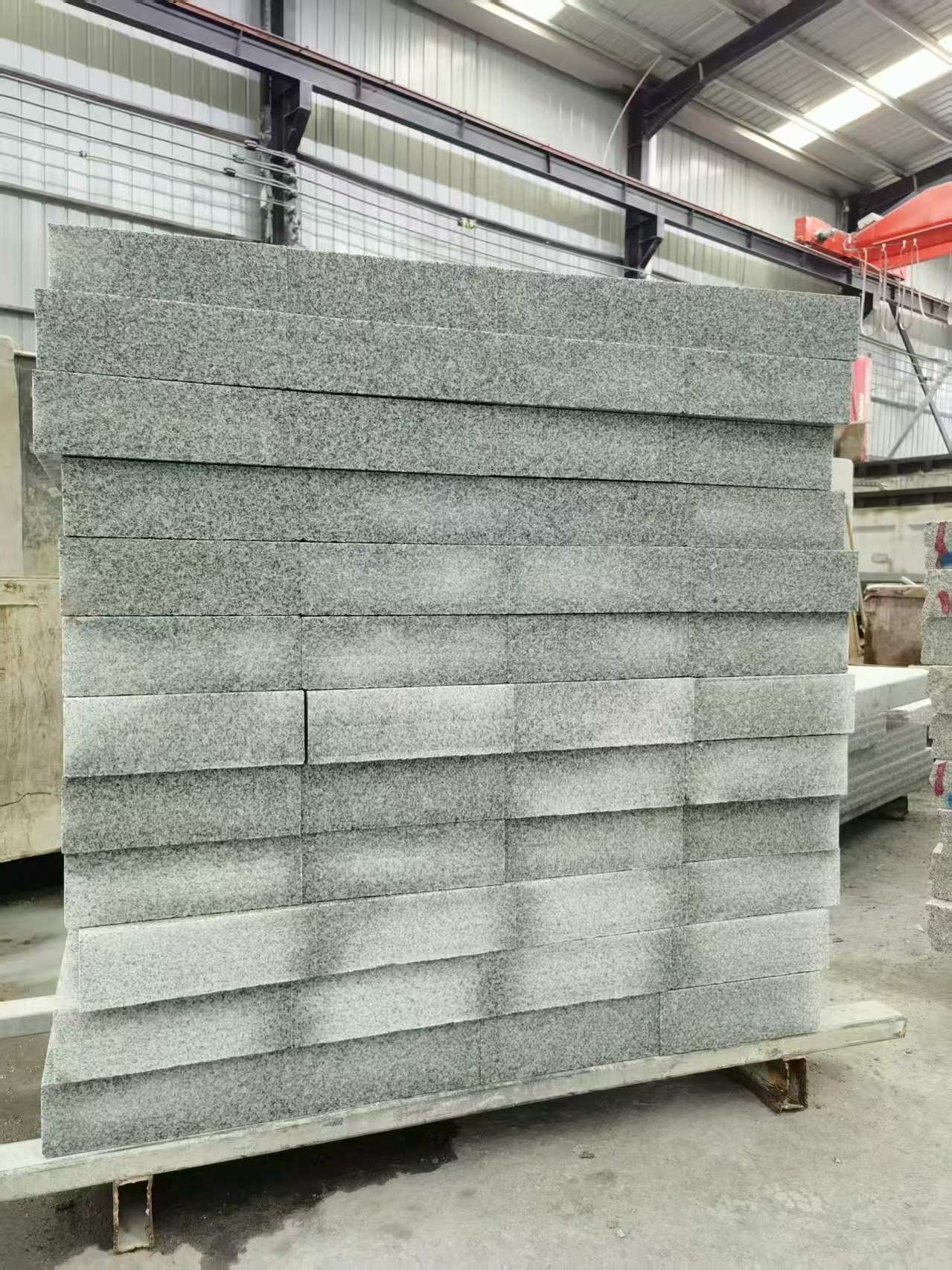 雅安 芝麻白10公分300*600广场地铺，A料定制，尺寸标准，厚薄均匀